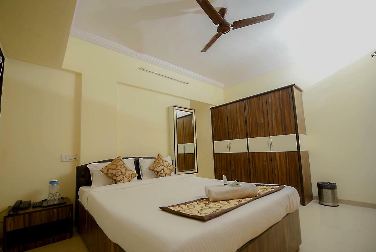 Lalsai Residency Andheri Mumbai Exterior foto